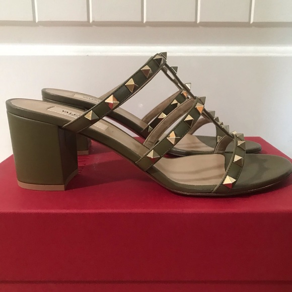 Valentino Garavani Rockstud Caged Slide Sandals - Picture 6 of 10